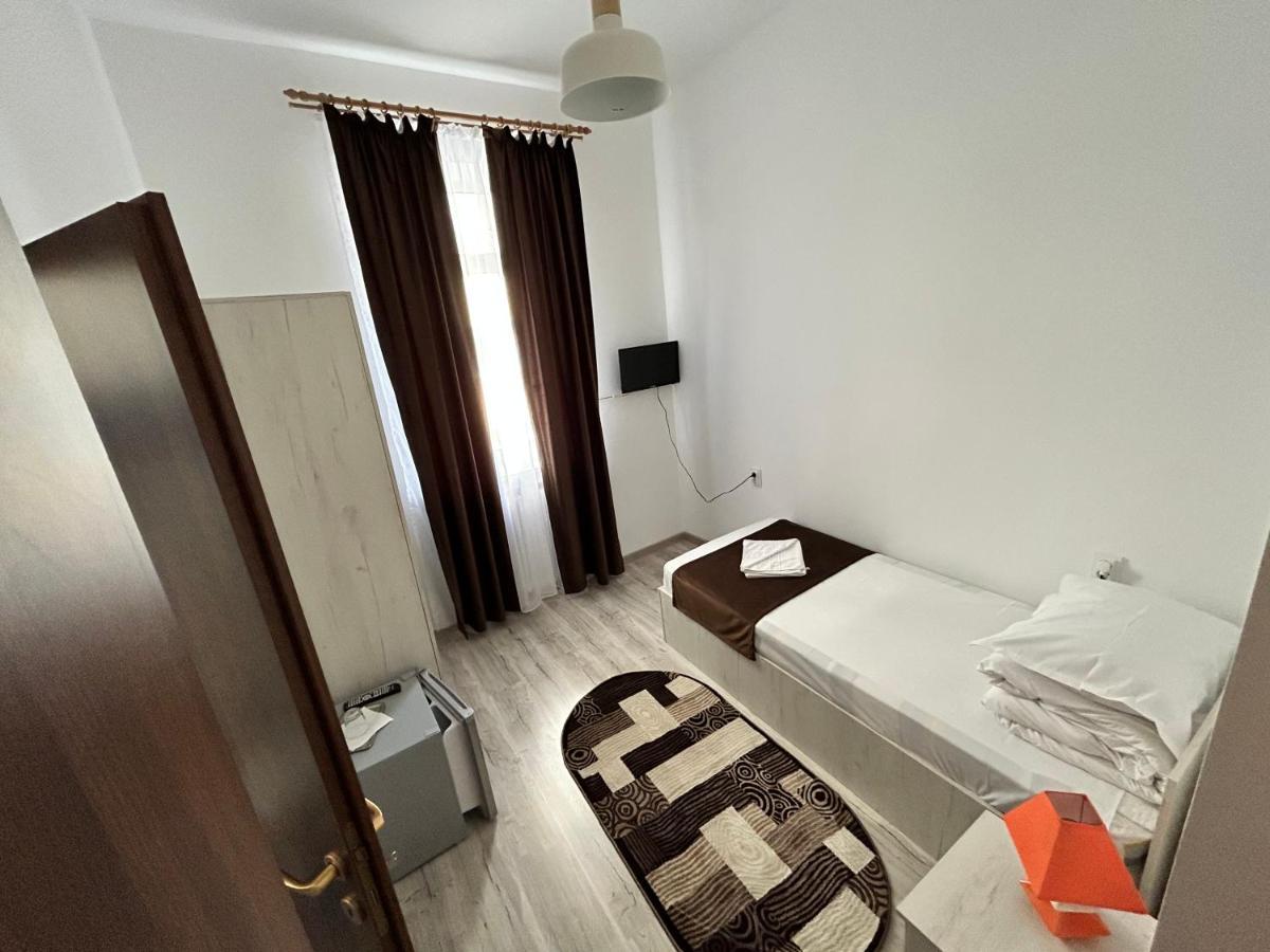 Hotel Continental City Center Ιάσιο Εξωτερικό φωτογραφία