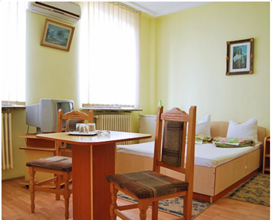 Hotel Continental City Center Ιάσιο Εξωτερικό φωτογραφία