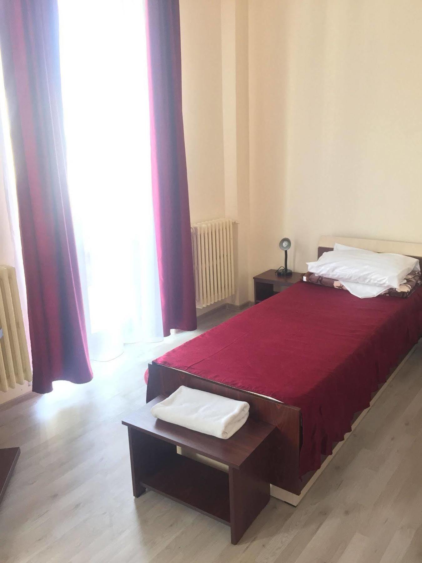 Hotel Continental City Center Ιάσιο Εξωτερικό φωτογραφία